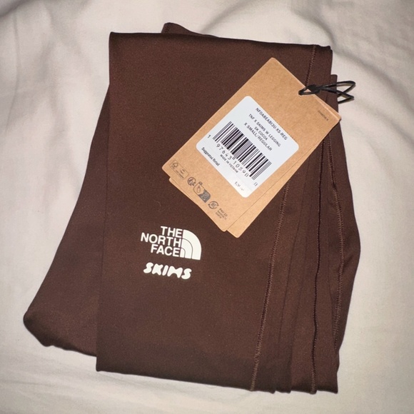 Skims x The North Face Refina Legging Cocoa (Looking to trade for size S) - Picture 3 of 4